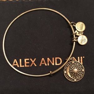 ✨Alex and Ani ✨ Cosmic Balance 2017 ✨